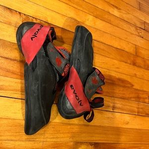 Evolv climbing shoe